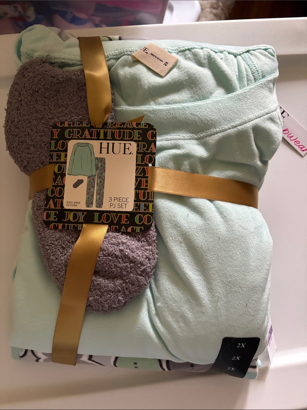 HUE 3-Piece Pajama Set in Mint with Gray Socks